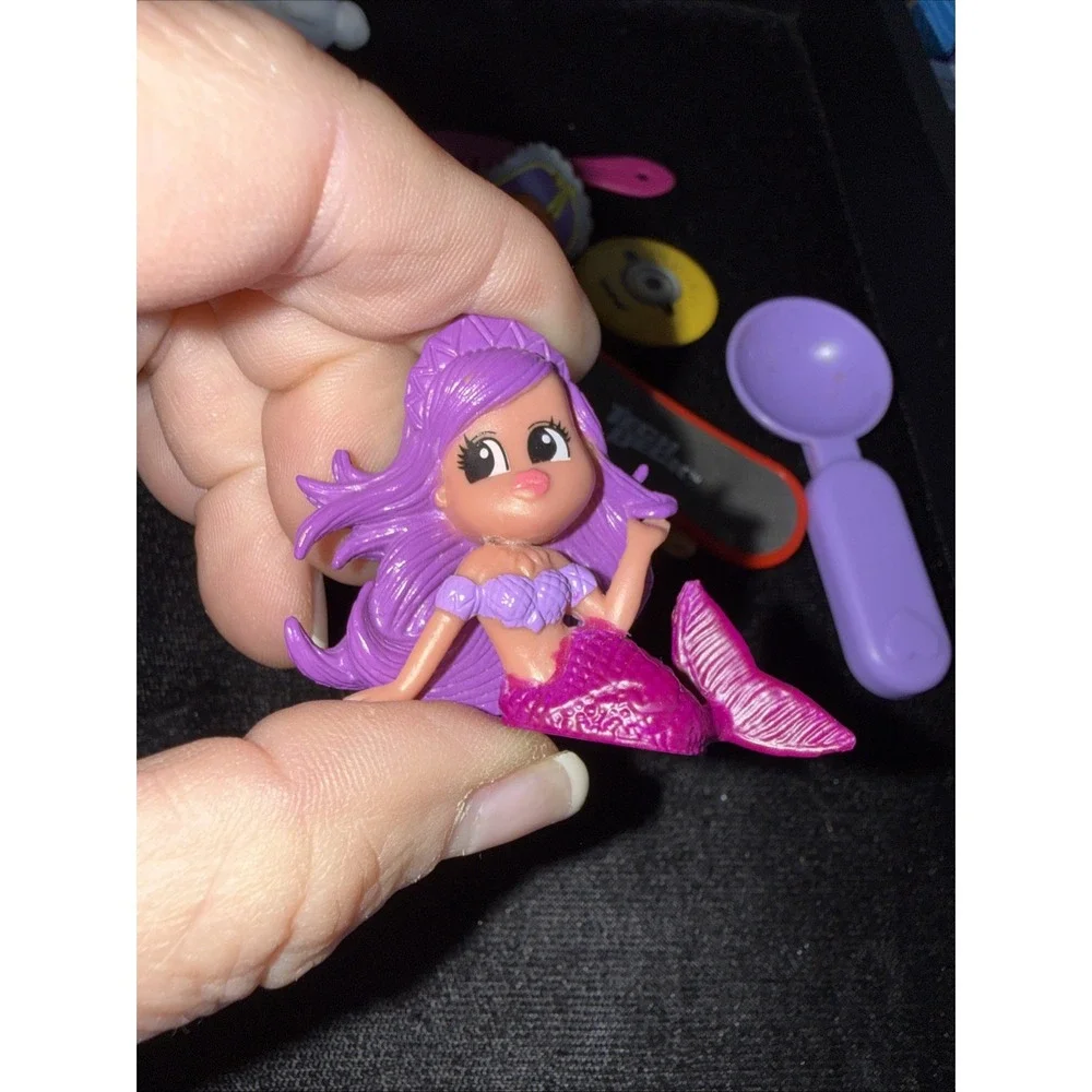 Lot of misc Mini‎ Figures. 5354